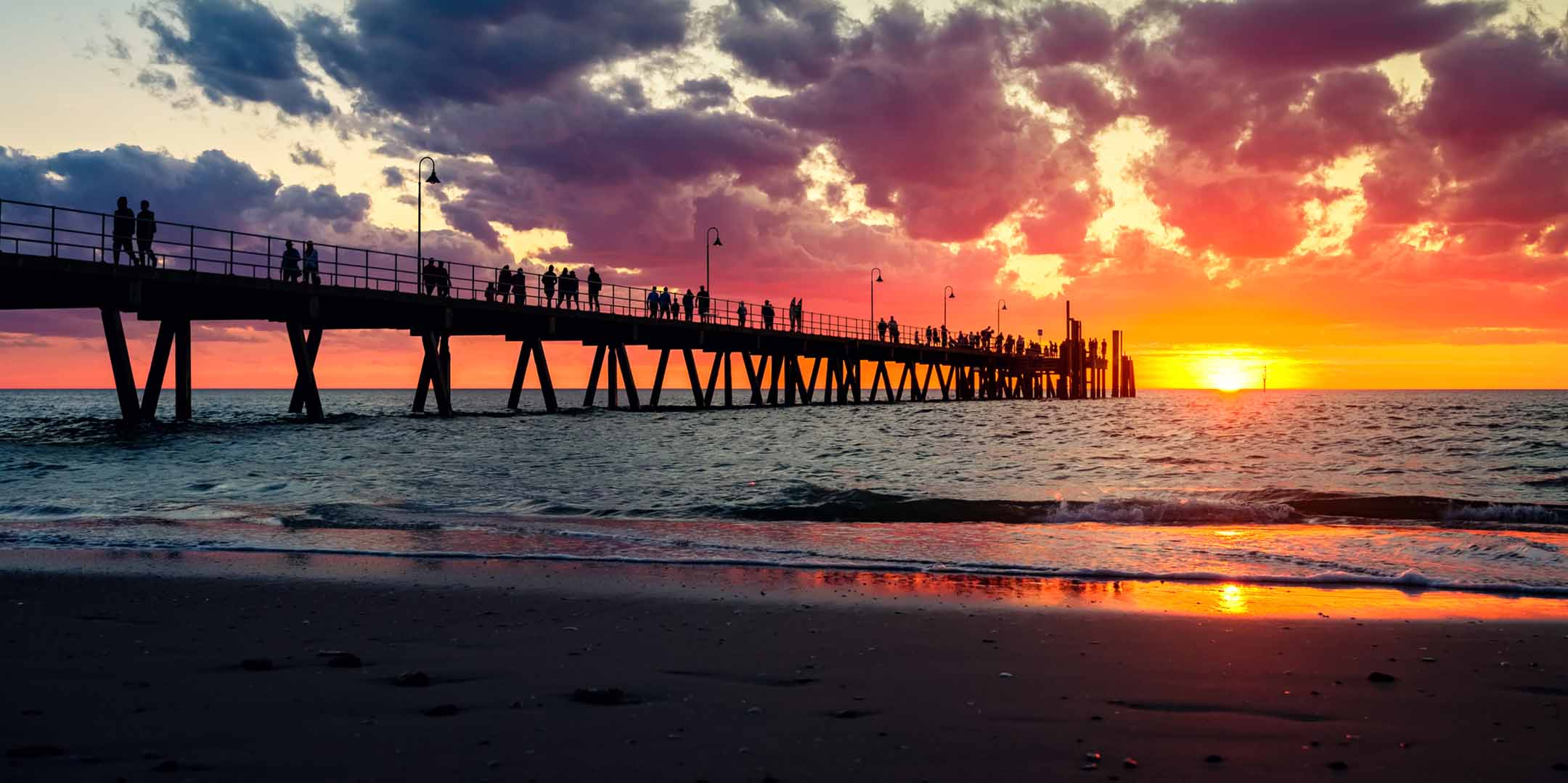 Sailors' weather lore - myth or meterology? Image: moisseyev/istock.