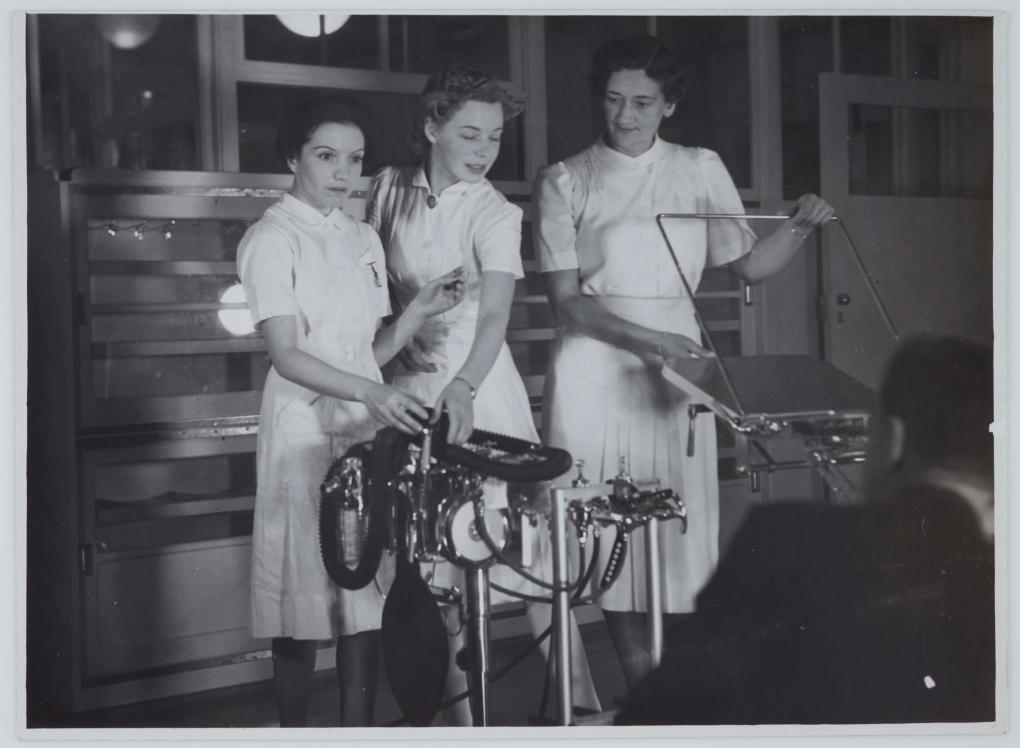 Three nurses on board hospital ship TSS Oranje II, 28 June 1941. Photographer: Samuel J Hood Studio, ANMM Collection 00021314