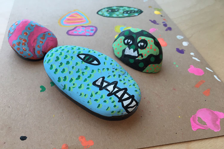 Make your own goofy gastroliths - prehistoric pet rocks