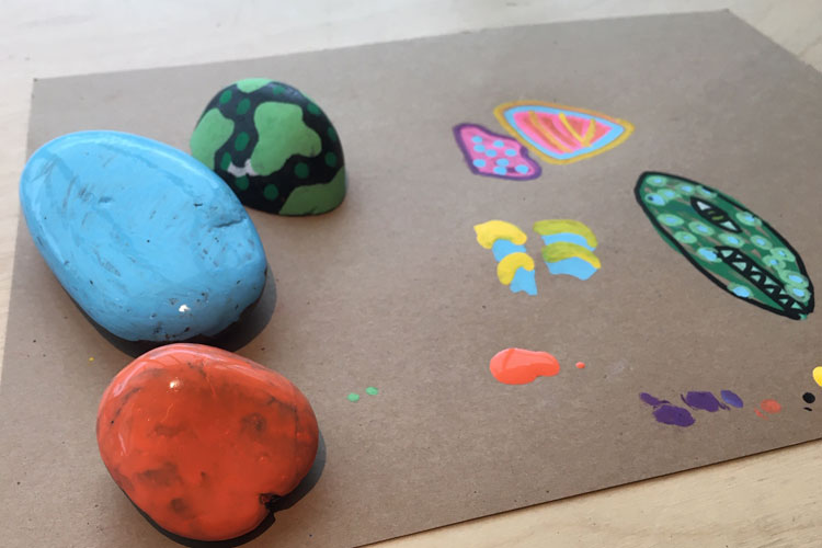 Make your own goofy gastroliths - prehistoric pet rocks