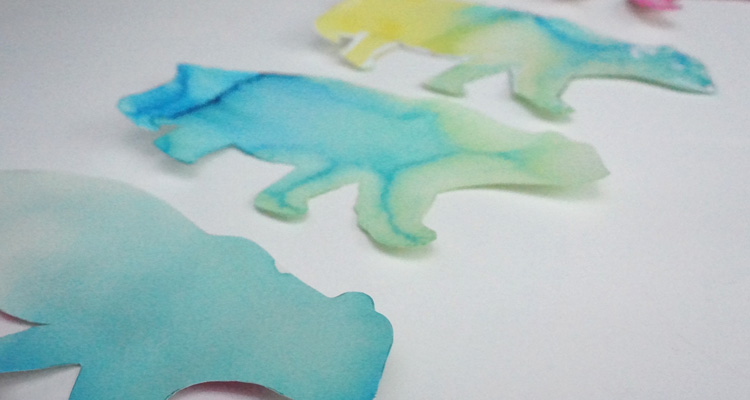 How to make ice cube polar bear paintings